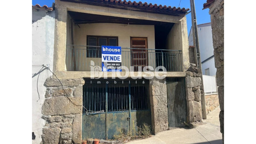 Moradia T2 para Venda em Lebução, Fiães e Nozelos Foto 21