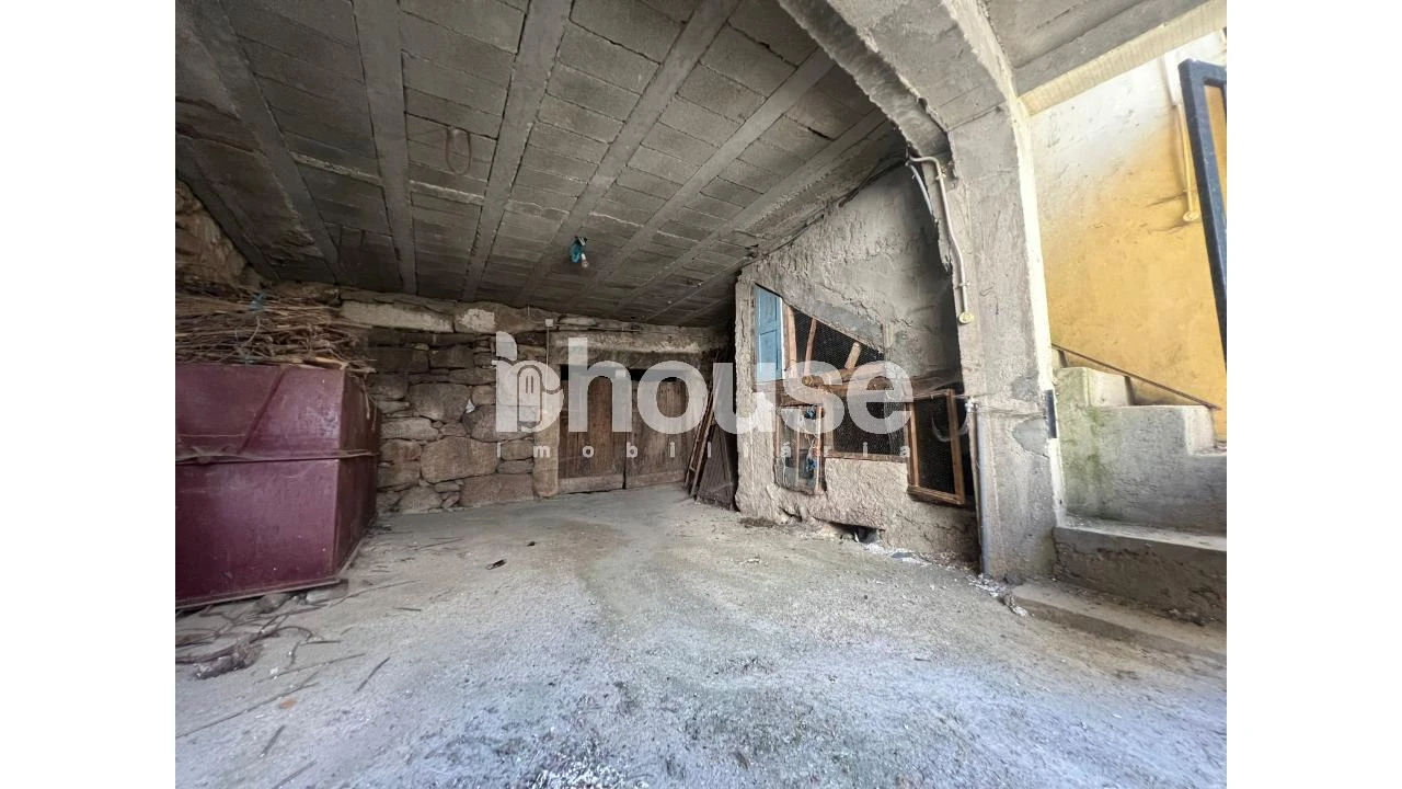 Moradia T2 para Venda em Lebução, Fiães e Nozelos Foto 8