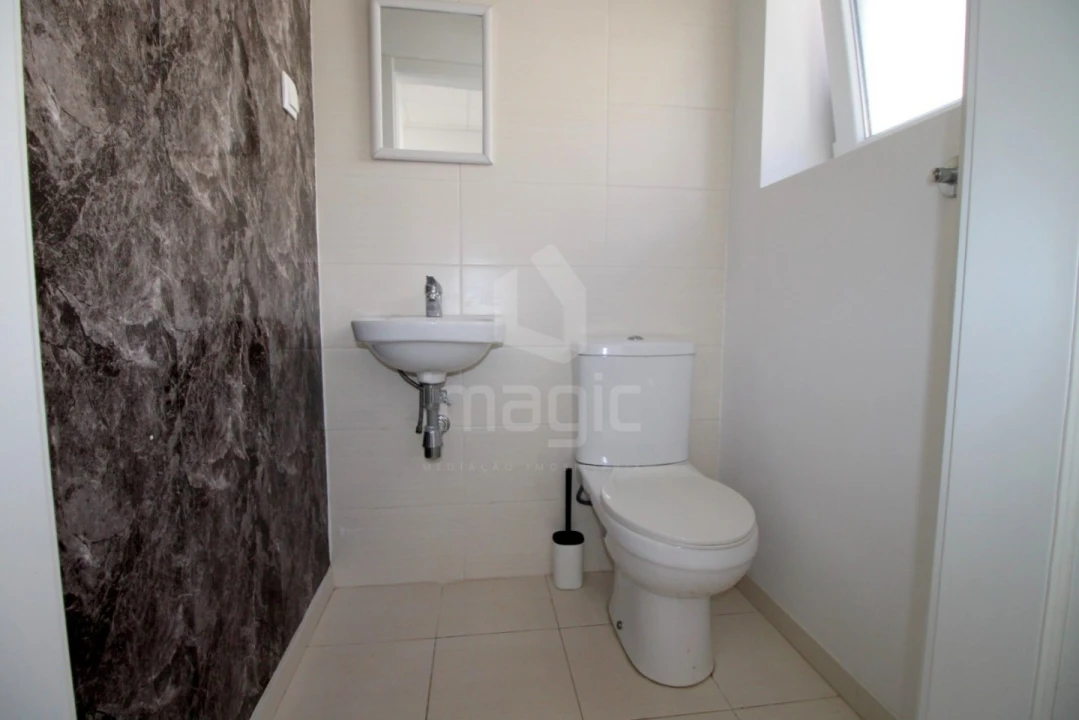 Loja para Arrendamento em Mafra Foto 8