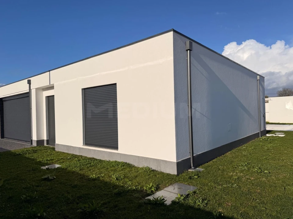 Moradia T3 para Venda em Soutelo Foto 2