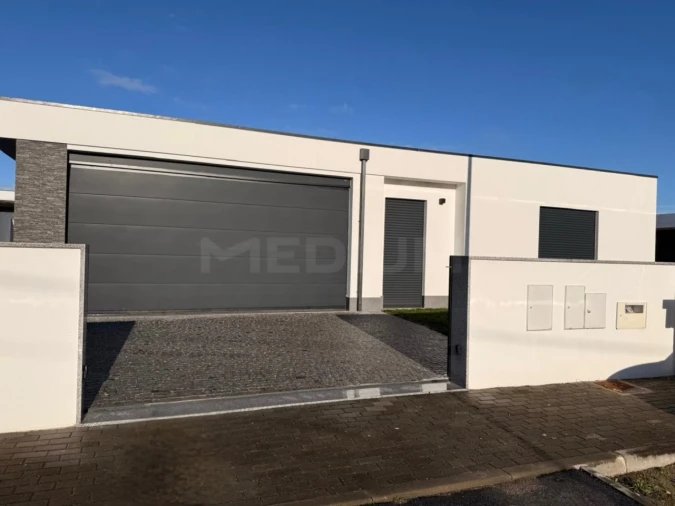 Moradia T3 para Venda em Soutelo