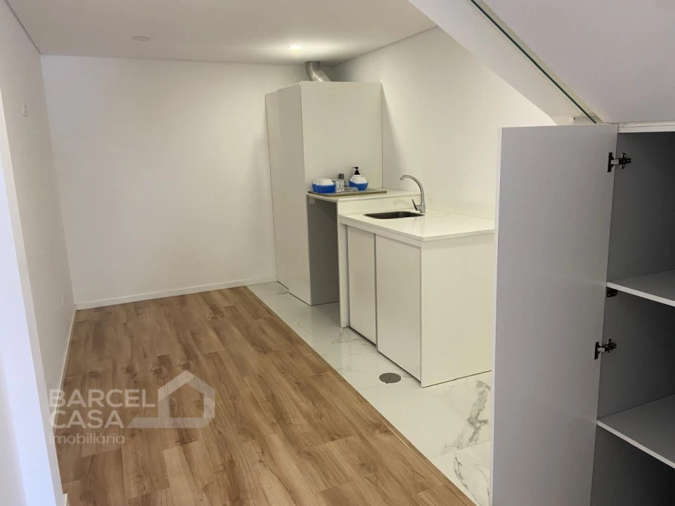 Moradia T3 para Venda em Barcelinhos Foto 28