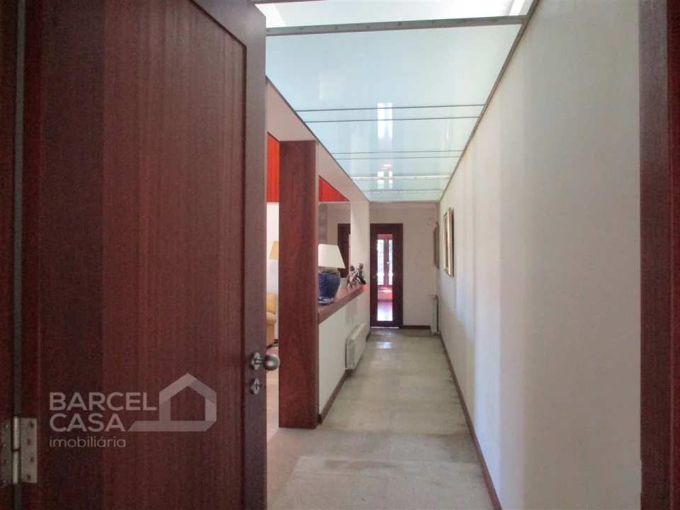 Moradia T6 para Venda em Manhente Foto 15