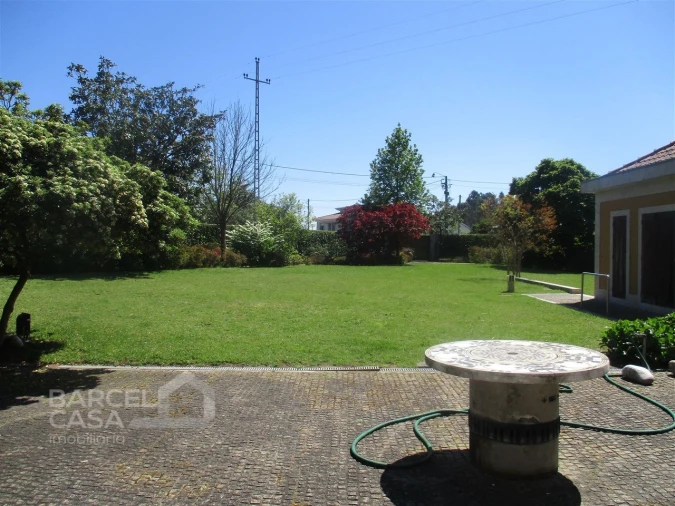 Moradia T6 para Venda em Manhente Foto 24