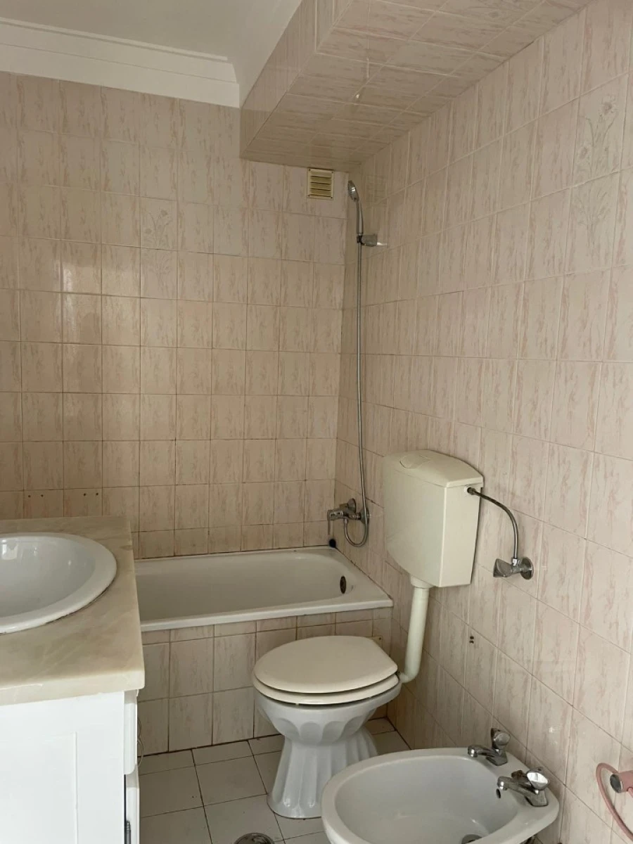 Apartamento T1 para Venda em São João das Lampas e Terrugem Foto 19