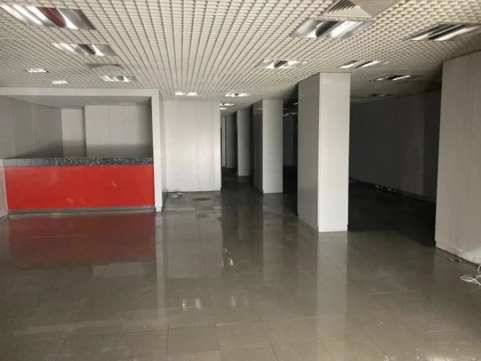 Loja para Venda em Cidade da Maia Foto 3