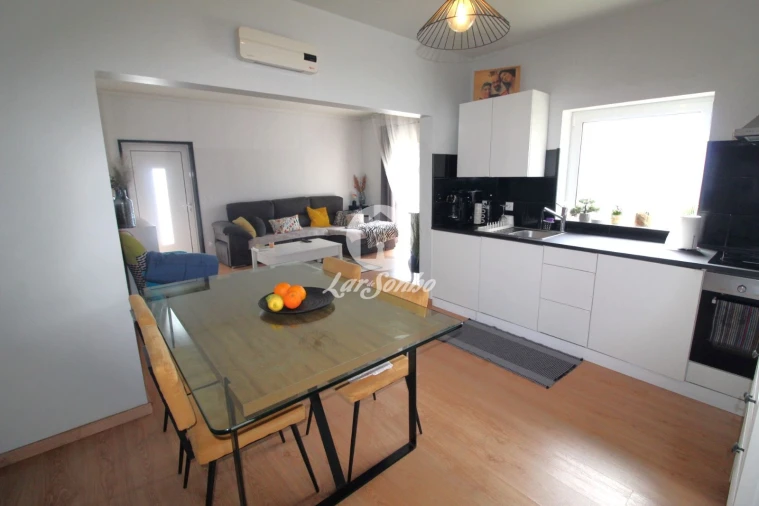 Moradia T3 para Venda em Tamel (Santa Leocádia) e Vilar do Monte Foto 2