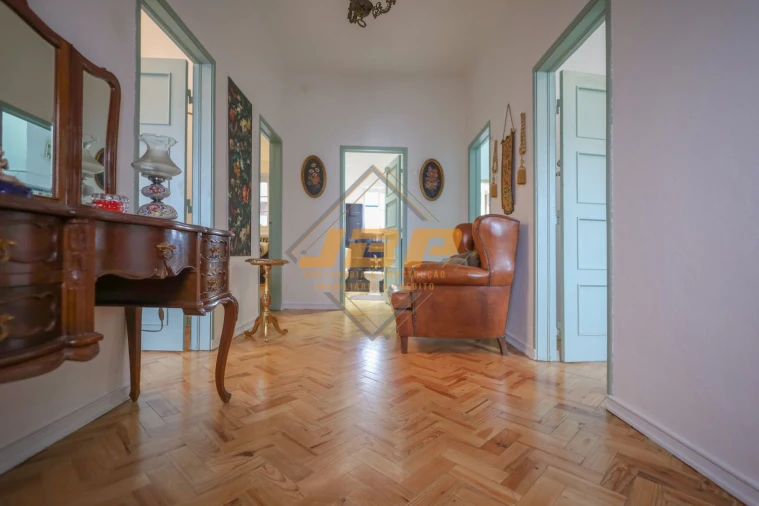 Moradia T5 para Venda em Povoa da Isenta Foto 14