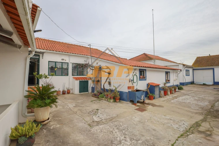 Moradia T5 para Venda em Povoa da Isenta Foto 18