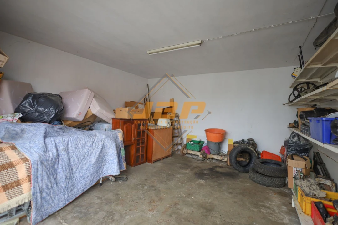 Moradia T5 para Venda em Povoa da Isenta Foto 31