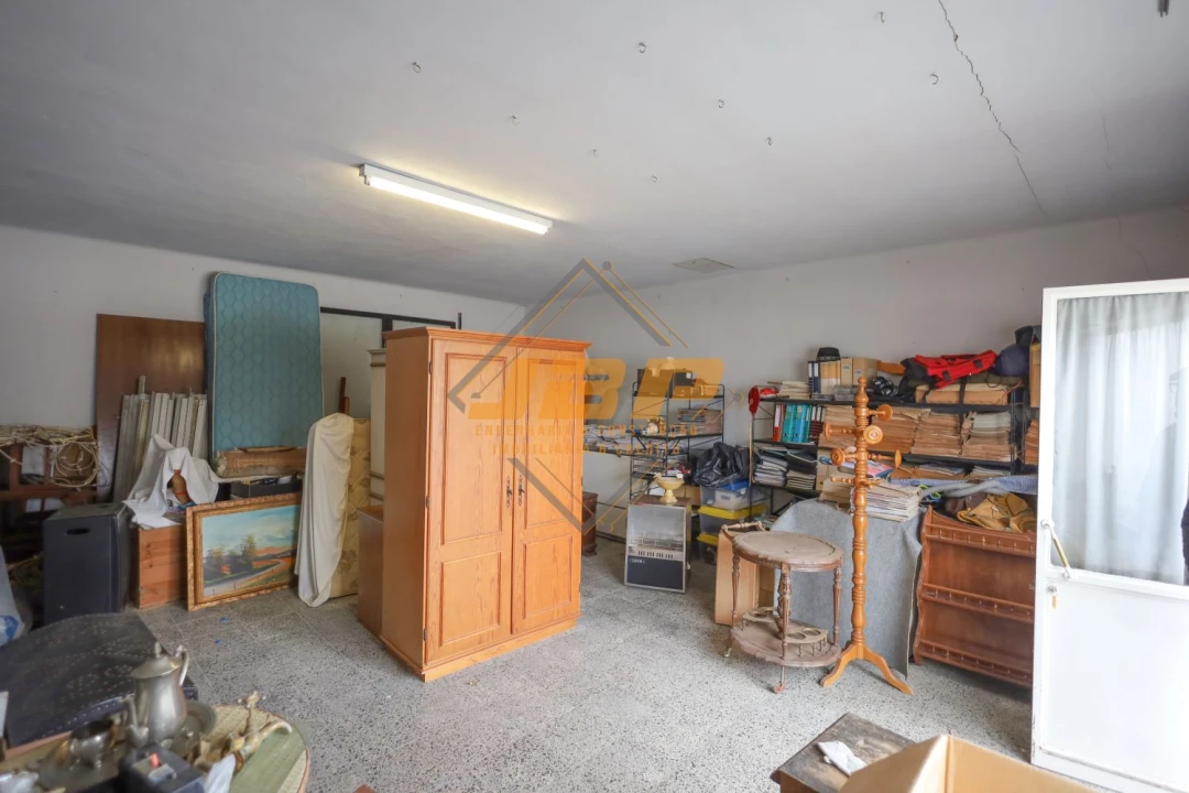 Moradia T5 para Venda em Povoa da Isenta Foto 34