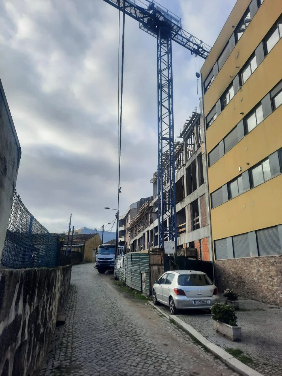 Apartamento T0 para Venda em Pedrouços Foto 8