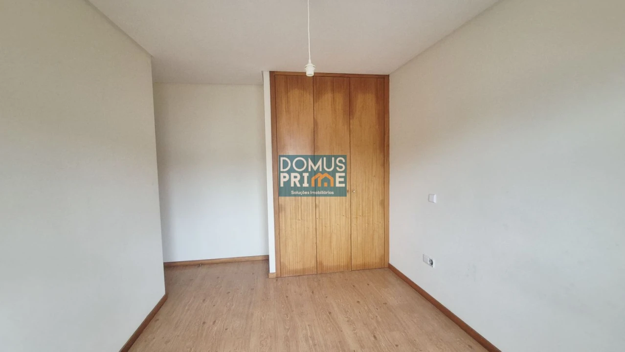 Moradia T2 para Venda em São Vitor (Braga) Foto 8