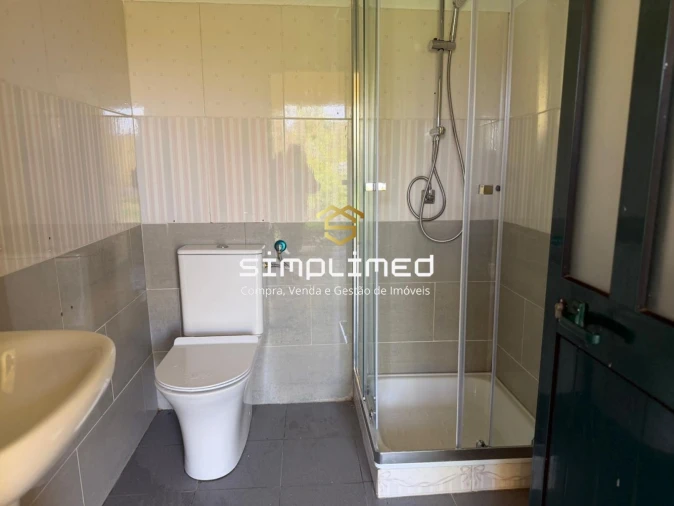 Moradia T3 para Venda em Benavente Foto 32