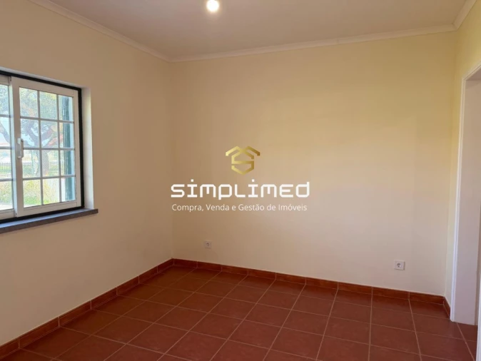 Moradia T3 para Venda em Benavente Foto 24