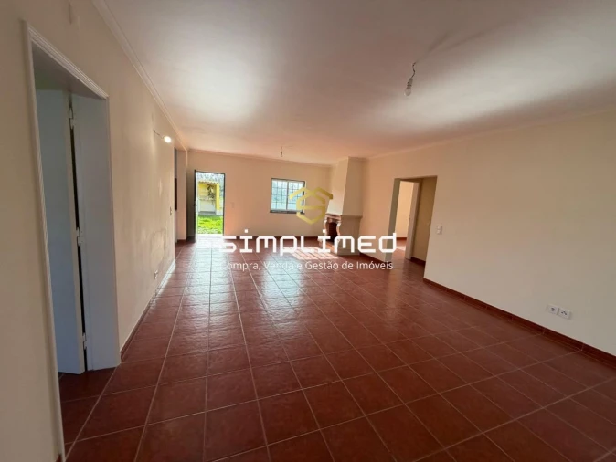 Moradia T3 para Venda em Benavente Foto 19