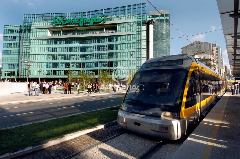 Apartamento T1 para Venda em Mafamude e Vilar do Paraíso Foto 11