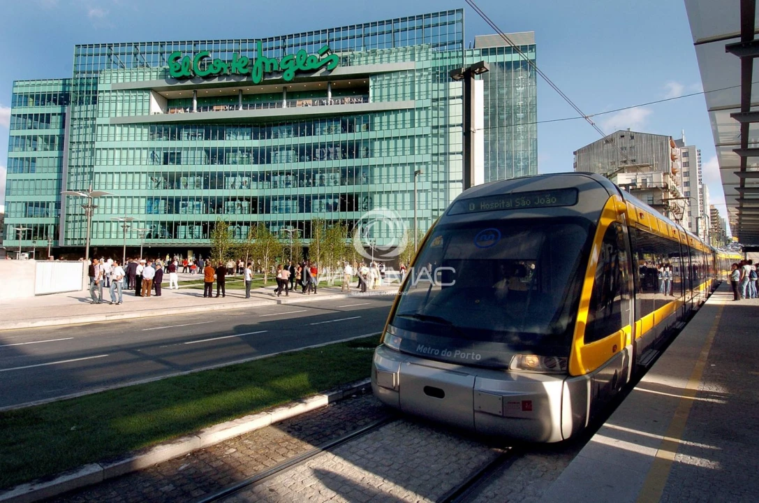 Apartamento T1 para Venda em Mafamude e Vilar do Paraíso Foto 11