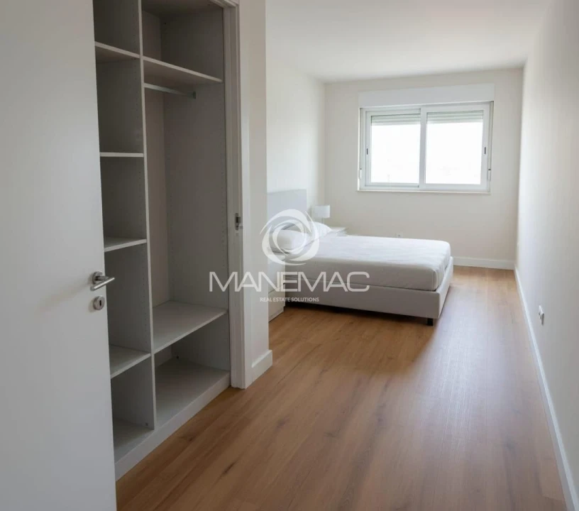 Apartamento T1 para Venda em Mafamude e Vilar do Paraíso Foto 2