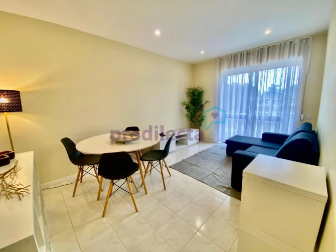 Apartamento T1 para Arrendamento em Ramalde Foto 1