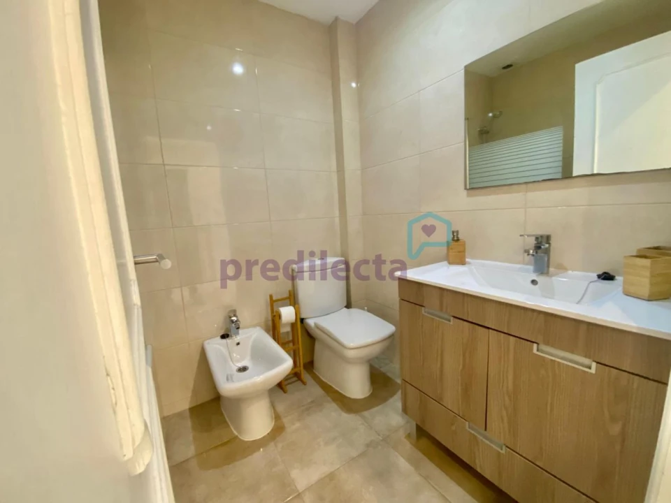 Apartamento T1 para Arrendamento em Ramalde Foto 10