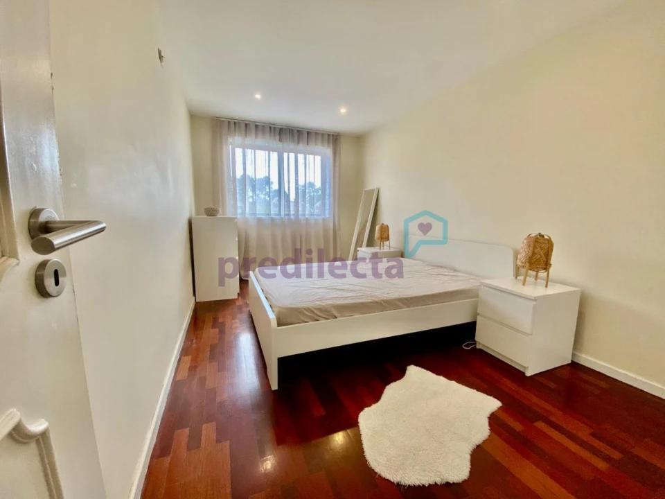 Apartamento T1 para Arrendamento em Ramalde Foto 6