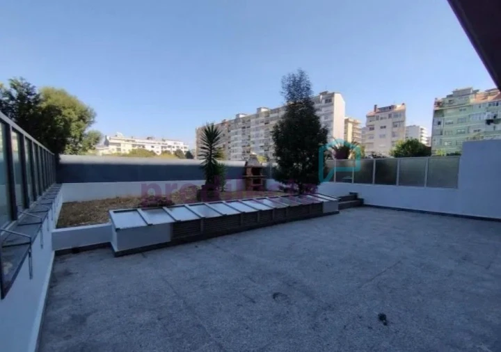 Apartamento T3 para Venda em Paranhos Foto 29