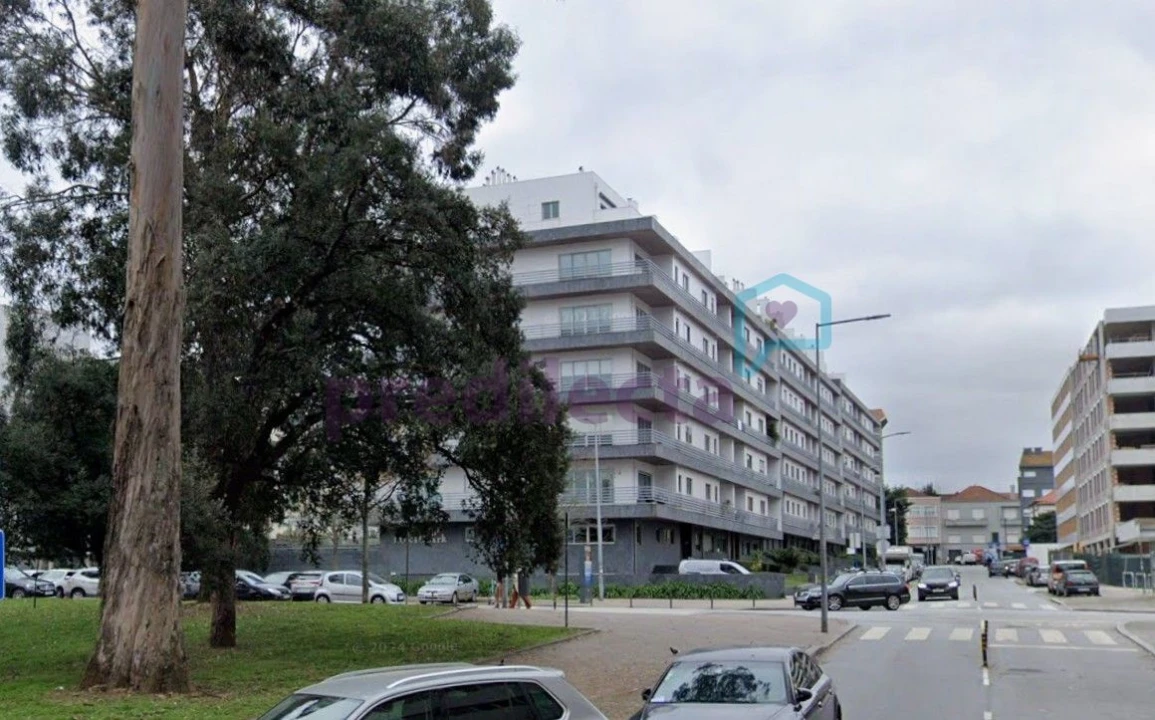 Apartamento T3 para Venda em Paranhos Foto 1