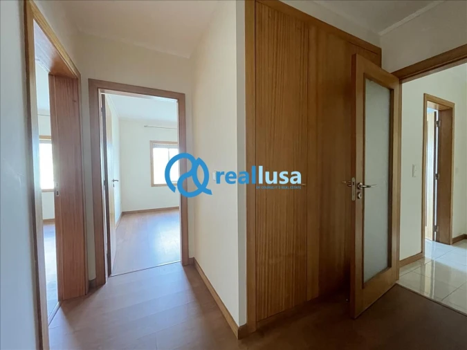 Apartamento T3 para Venda em Canelas Foto 12