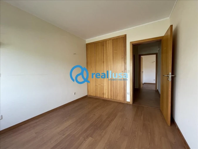 Apartamento T3 para Venda em Canelas Foto 13