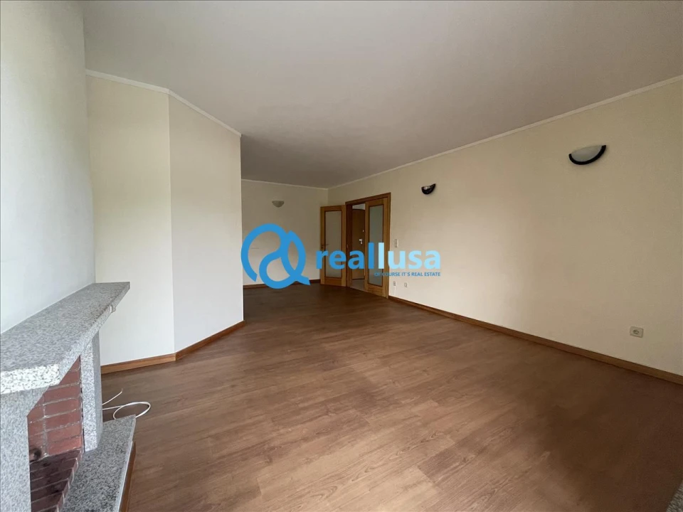 Apartamento T3 para Venda em Canelas Foto 6