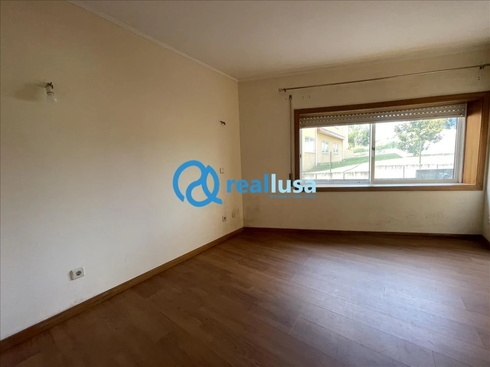 Apartamento T3 para Venda em Canelas Foto 10