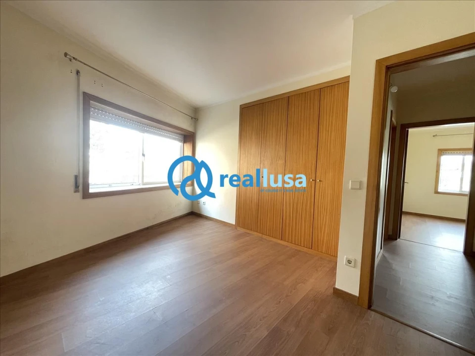 Apartamento T3 para Venda em Canelas Foto 18