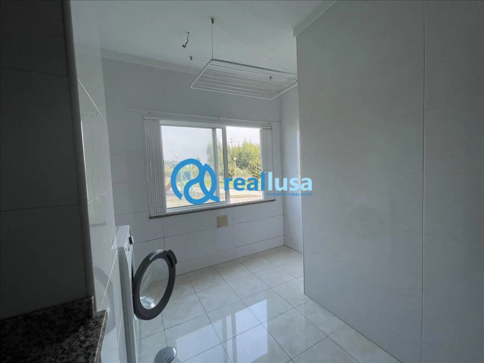 Apartamento T3 para Venda em Canelas Foto 7