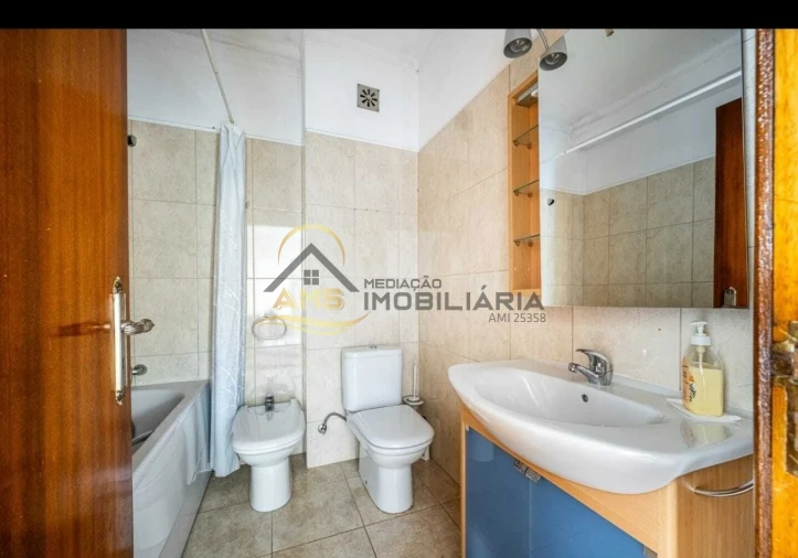 Apartamento T3 para Venda em Fafe Foto 15