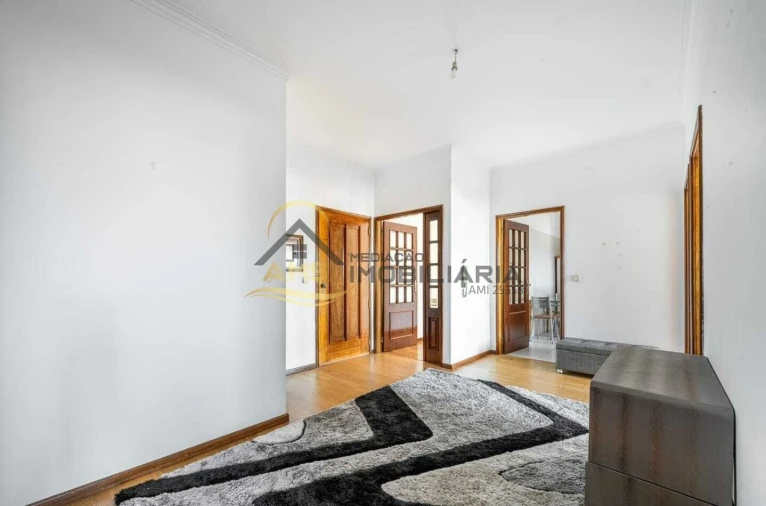 Apartamento T3 para Venda em Fafe Foto 4