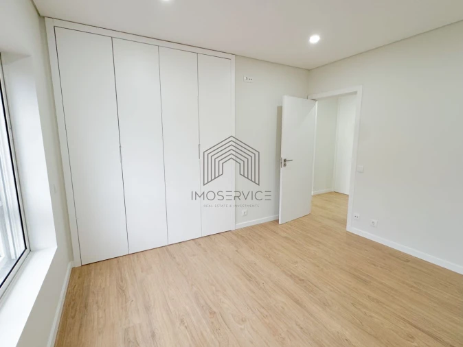 Apartamento T3 para Venda em Espinho Foto 19
