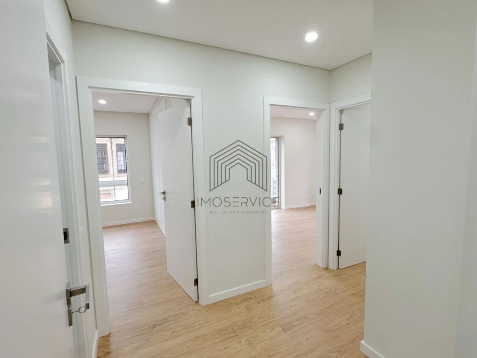 Apartamento T3 para Venda em Espinho Foto 12