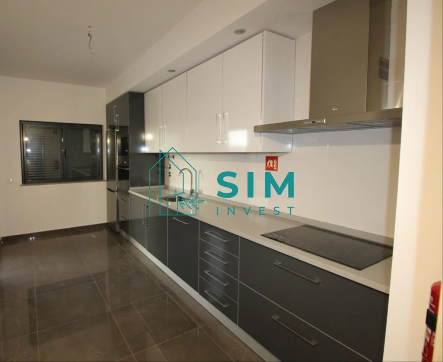 Apartamento T1 para Venda em Loule (São Clemente) Foto 1