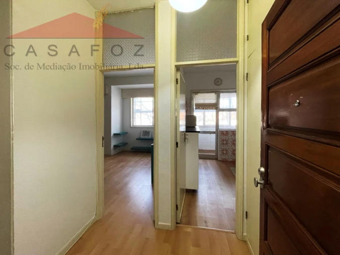 Apartamento T1 para Arrendamento em Ramalde Foto 16