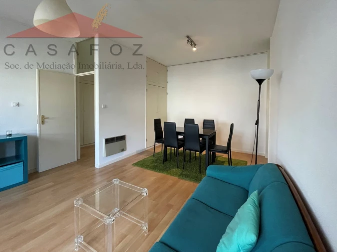 Apartamento T1 para Arrendamento em Ramalde Foto 2