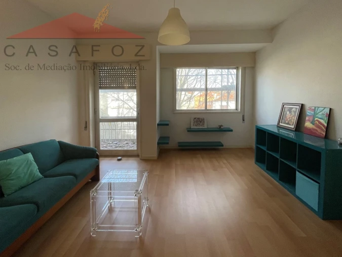 Apartamento T1 para Arrendamento em Ramalde Foto 5