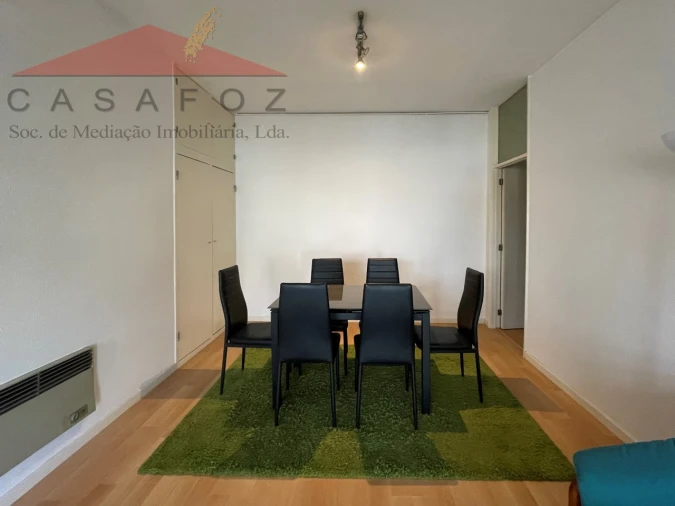 Apartamento T1 para Arrendamento em Ramalde Foto 7