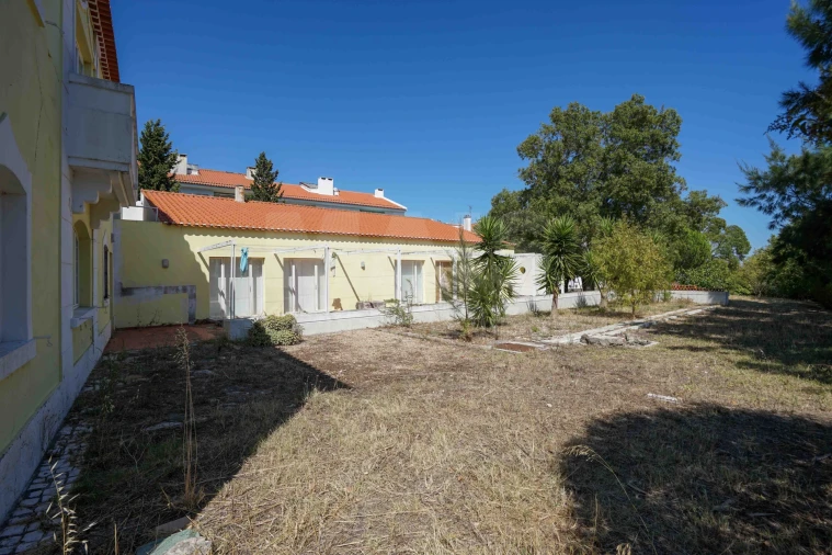 Moradia T7 para Venda em Póvoa de Santa Iria e Forte da Casa Foto 8