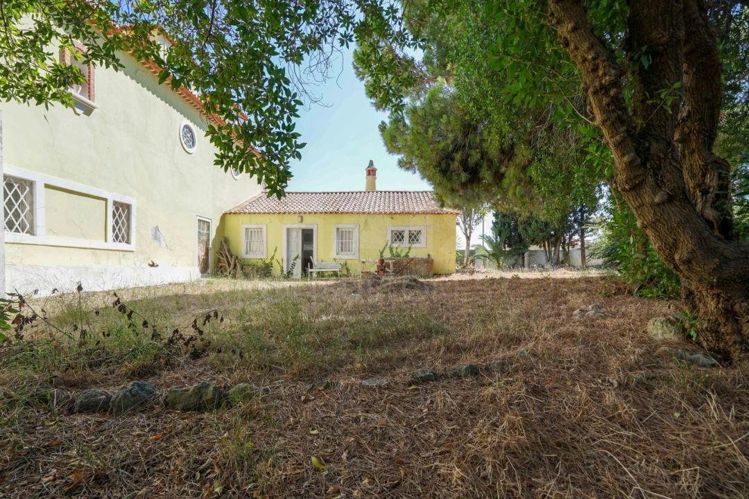 Moradia T7 para Venda em Póvoa de Santa Iria e Forte da Casa Foto 5