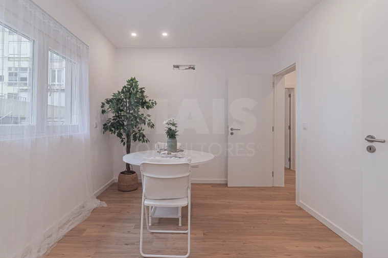 Apartamento T2 para Venda em Almada, Cova da Piedade, Pragal e Cacilhas Foto 7