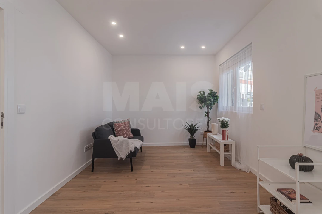 Apartamento T2 para Venda em Almada, Cova da Piedade, Pragal e Cacilhas Foto 4