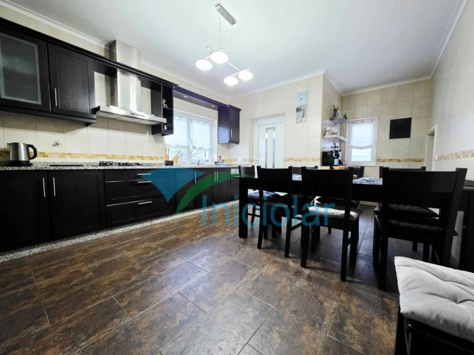 Moradia T3 para Venda em Telões Foto 20