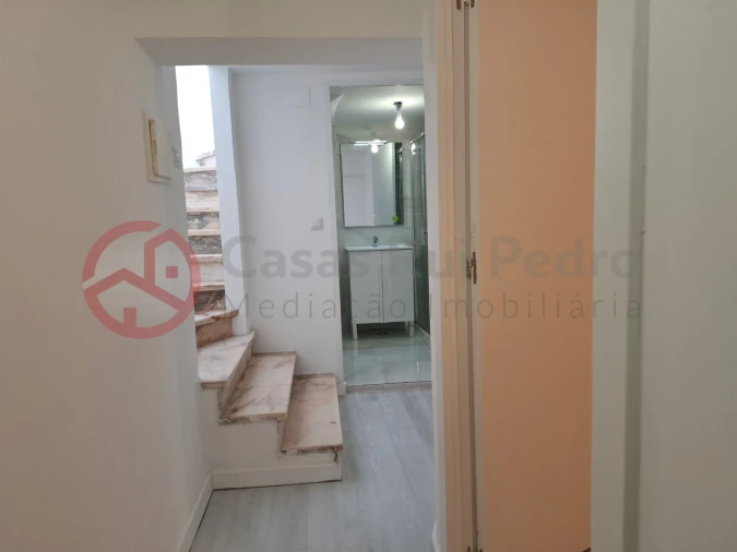 Apartamento T3 para Venda em Laranjeiro e Feijó Foto 13