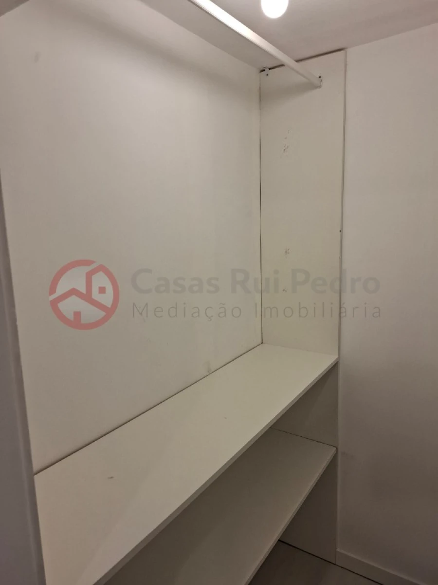 Apartamento T3 para Venda em Laranjeiro e Feijó Foto 21